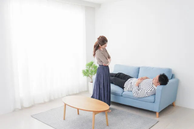 家計に夫が無関心